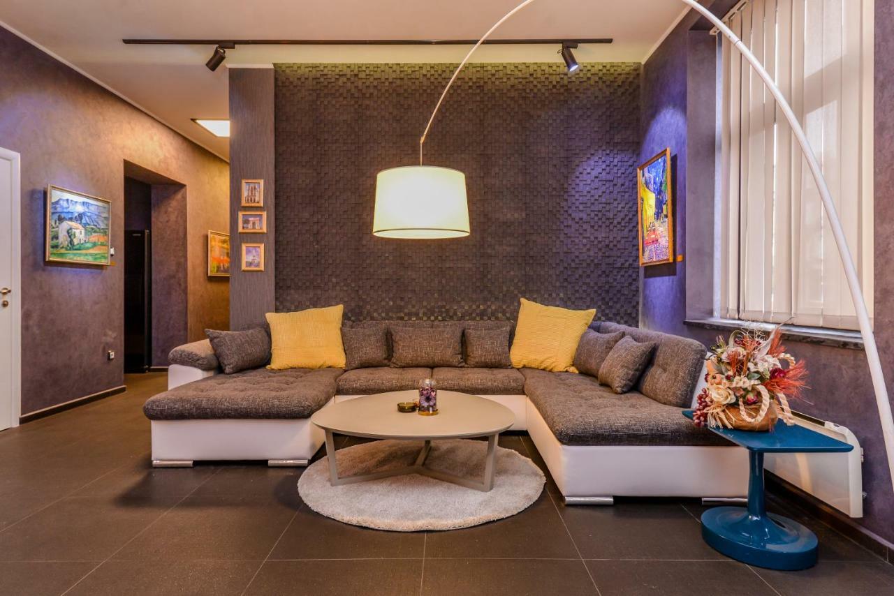 Champs-Elysees Sofia 2-Bdr, 2-Bthr Tsar Simeon Suite By Flat Mаnager Exterior foto