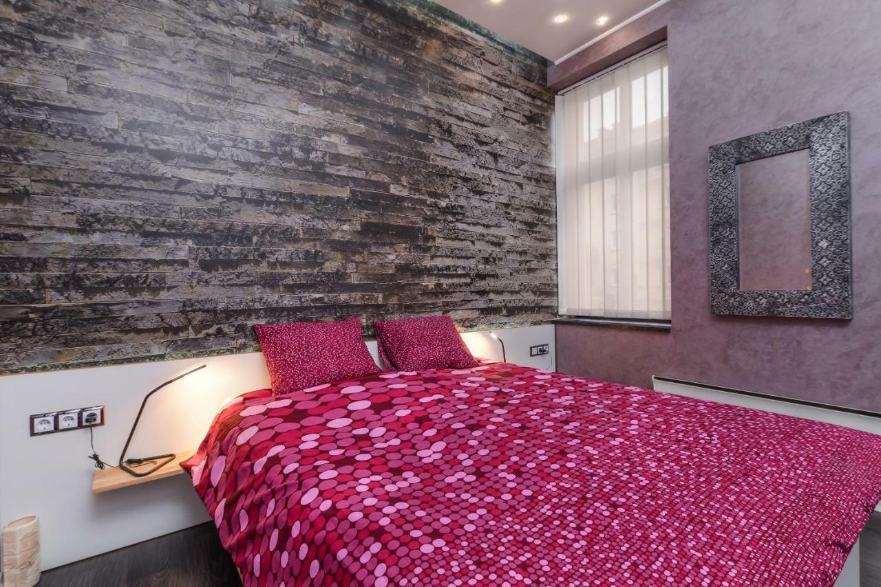 Champs-Elysees Sofia 2-Bdr, 2-Bthr Tsar Simeon Suite By Flat Mаnager Exterior foto